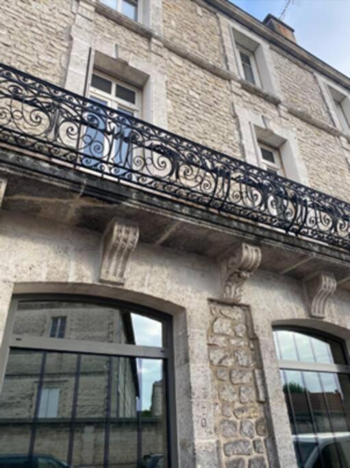 Superbe Studio Centre Ville * Clim * Wifi * Haut De Gamme * 앙굴렘 외부 사진