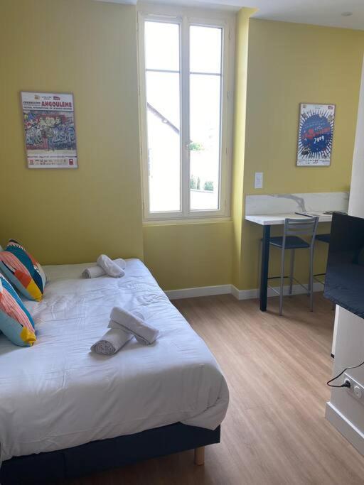Superbe Studio Centre Ville * Clim * Wifi * Haut De Gamme * 앙굴렘 외부 사진